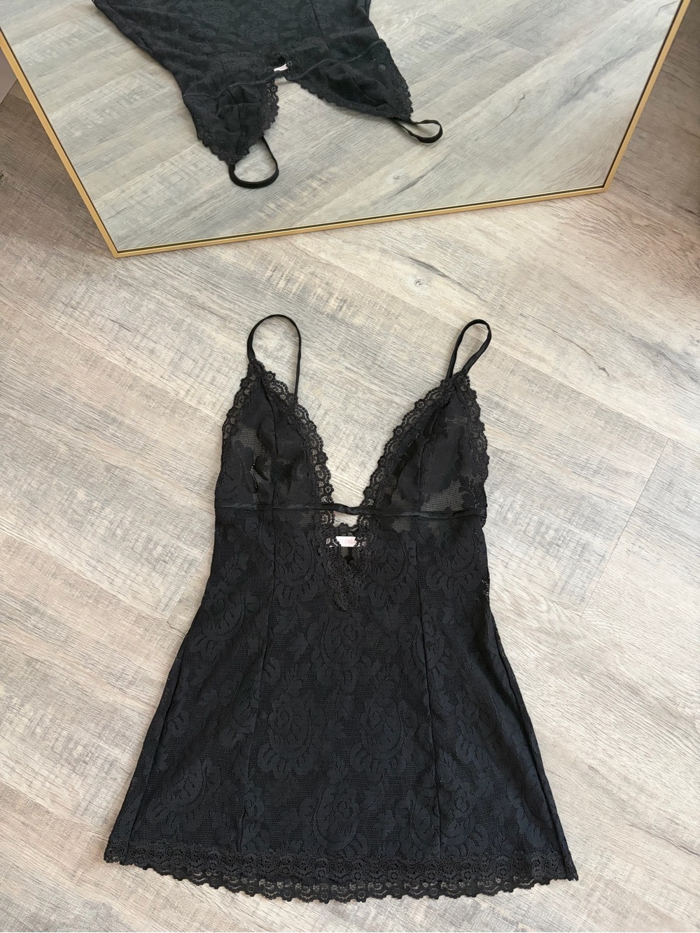 Victoria's Secret Black Sheer Floral Lace Slip Dress Chemise Mini Lingerie Small